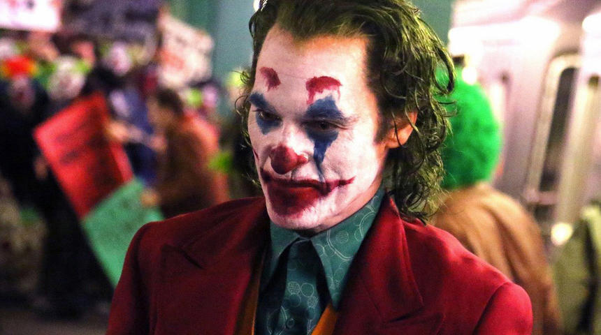 Une première affiche du film Joker avec Joaquin Phoenix